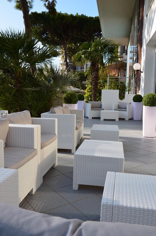 Hotel Mirage Milano Marittima Exterior foto